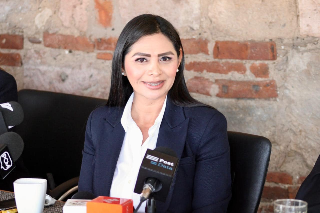 Araceli Saucedo cristaliza acciones para el bienestar y progreso de Salvador Escalante