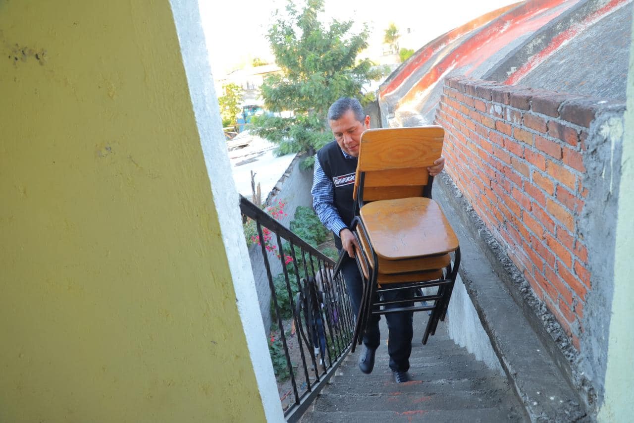 Con Fuera Tiliches y Échale una Mano a las Escuelas se mejoran espacios educativos en Morelia