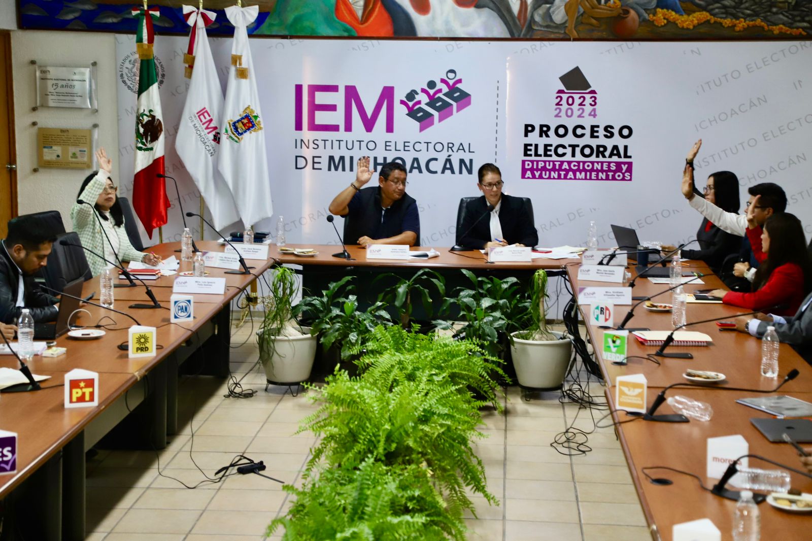 APRUEBA EL IEM SOLICITUD DE COALICIÓN “SIGAMOS HACIENDO HISTORIA EN MICHOACÁN”.