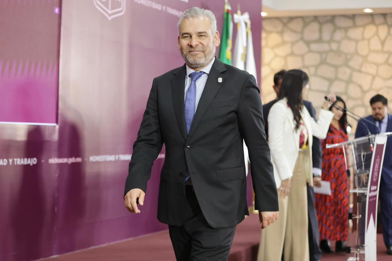 Este año se entregarán 127 mil nuevas becas para educación básica: Bedolla