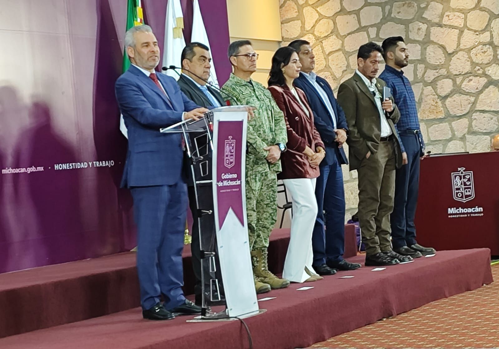 Inicia canje de libros por boletos para Los Fabulosos Cadillacs: Bedolla