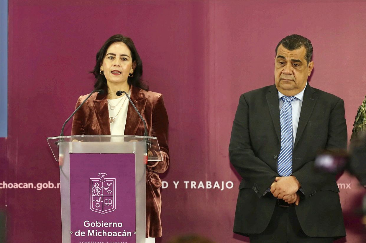 Michoacán contará con mil nuevos docentes; este lunes lanzan convocatoria