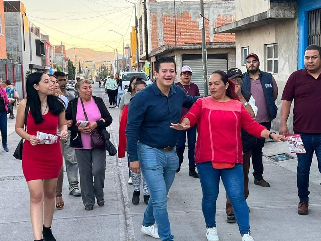 Reconocen morelianos de la Industrial, Chiquimitío, Ampliación Torreón Nuevo, y Presa de Los Reyes trabajo de Víctor Zurita