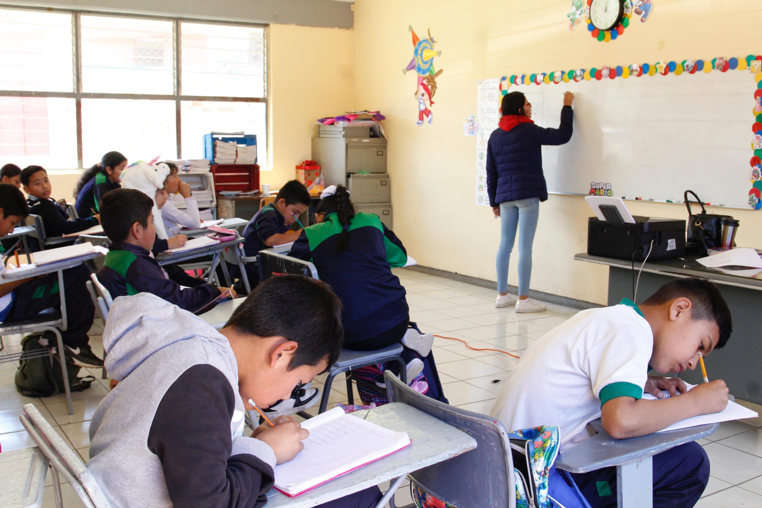 Convocatoria para docentes es transparente; protestas son injustificadas