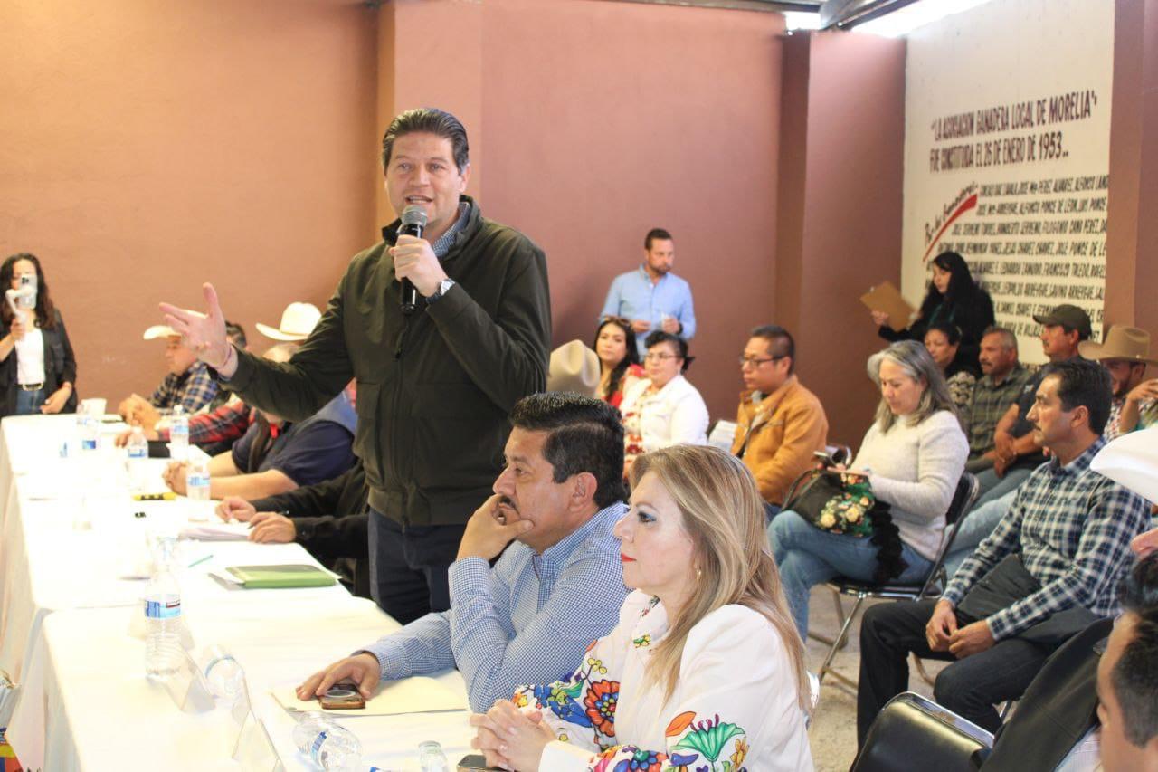 Se han rehabilitado 450 km de caminos rurales de las 14 tenencias: Alfonso Martínez