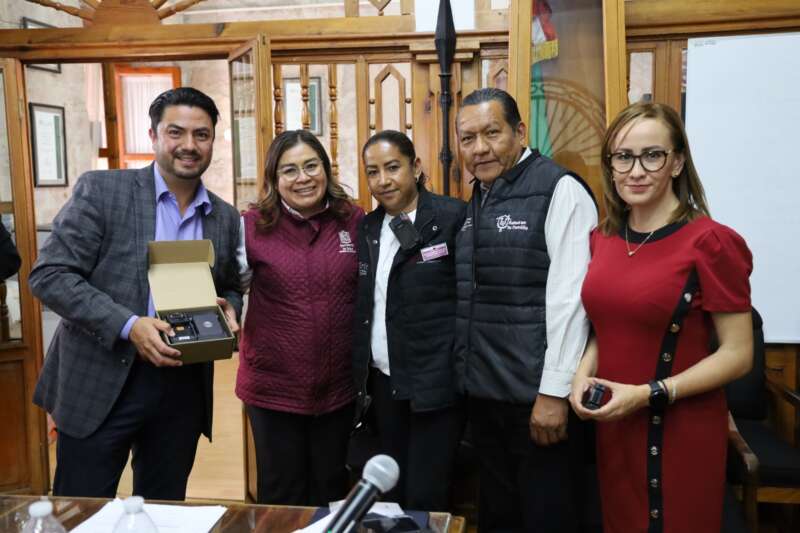 SSM transparenta servicio de inspectores sanitarios con cámaras de solapa