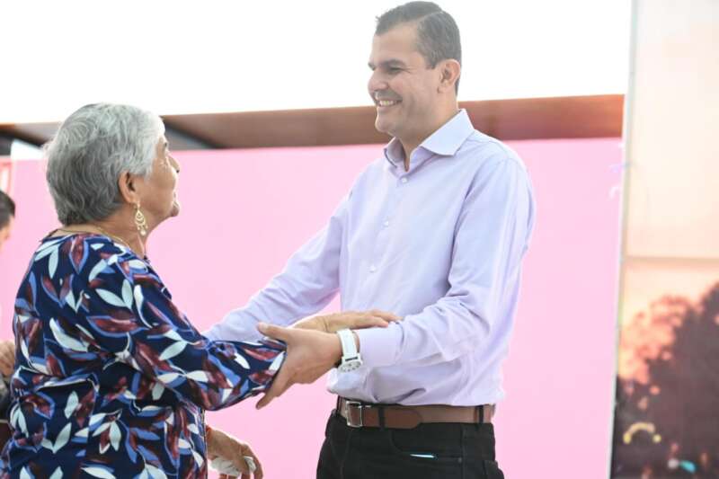 La mujeres, la fuerza de Uruapan: Juan Manzo