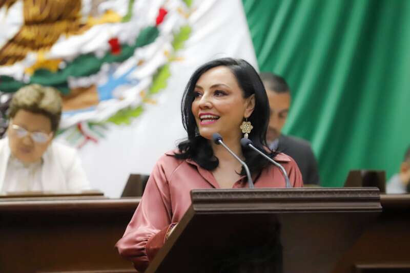 Legislativo reconocerá a médicos michoacanos a través de la condecoración “Manuel Martínez Báez