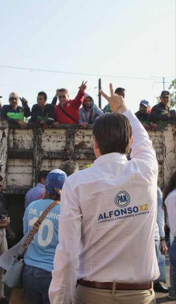 Recolectores y piperos muestran apoyo a Alfonso Martínez