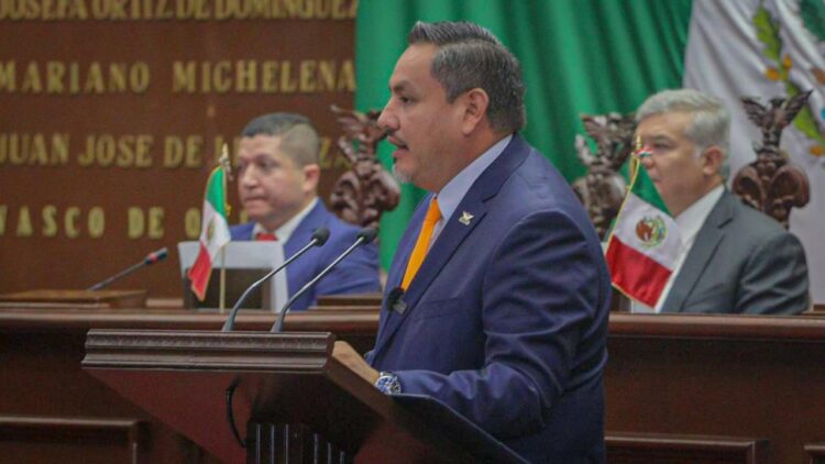 Tribunales apoyarán a Diputados Independientes para formar su propio grupo parlamentario: Víctor M. Manríquez