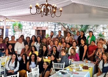 Diputada local Brissa Arroyo, cierra filas con Senadora, Araceli Saucedo