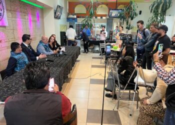 TquiLepero celebra su 15 aniversario y lanza la Botella de Tequila más Pequeña del Mundo