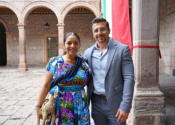 Toño Mendoza celebra la Declaratoria de Reforma Constitucional en Materia de Pueblos y Comunidades Indígenas y Afroamexicanos en el Senado de la República