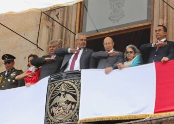 Con Desfile Cívico Militar celebra Michoacán el 259 Aniversario del Natalicio de Morelos