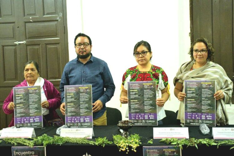 Restringe Gobierno Federal la función de las parteras tradicionales, pese a estar certificadas