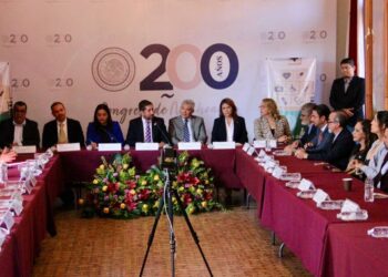 Va Comisión de Salud y Asistencia Social por la mejora integral de ese sector