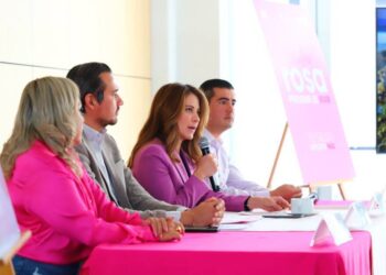 Paola Delgadillo presenta campaña contra el cáncer de mama, Prevenir es Vivir “Tu salud importa más”