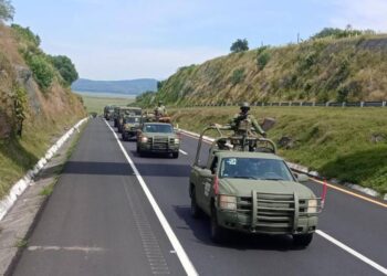 Llegan a Uruapan 300 efectivos más del Ejército Mexicano