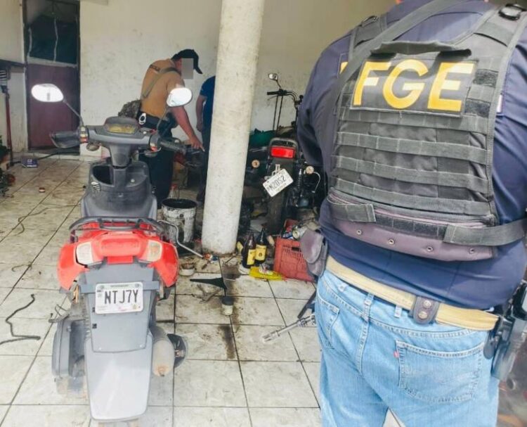 Asegurado taller mecánico de motocicletas relacionado en conductas ilícitas