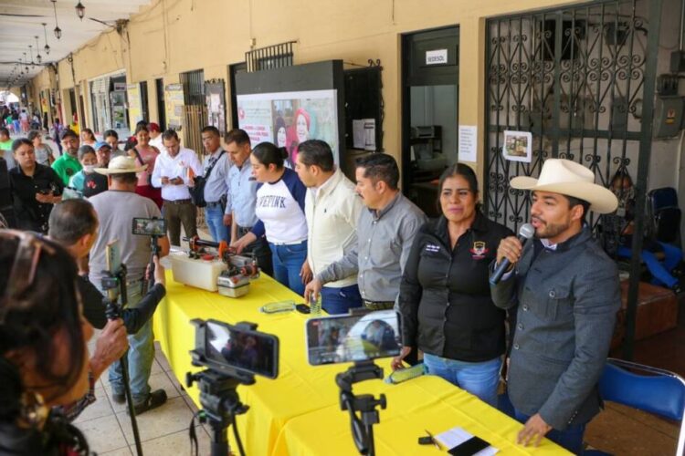 Humberto Jiménez refuerza acciones contra el dengue en Los Reyes con apoyo de la iniciativa privada