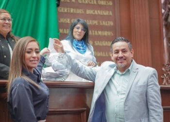 Bancada naranja respalda lucha por un aborto seguro y gratuito: Víctor Manríquez