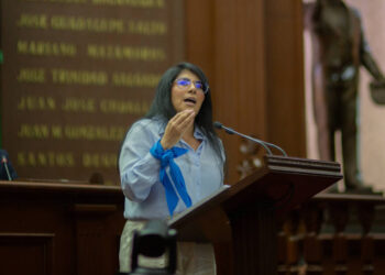 Reafirma Vanhe Caratachea compromiso con la defensa de las mujeres y la vida