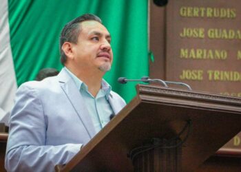 Víctor Manríquez propone fortalecer legislación para evitar que niñas, niños adolescentes sean reclutados por el crimen