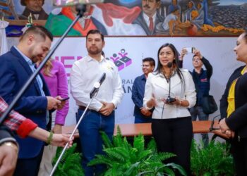 Escribiremos una nueva historia con el PRD Michoacán: Araceli Saucedo