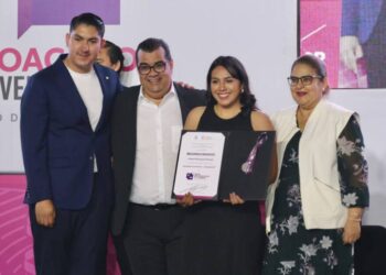 Reconocen talento y dedicación de ganadores del Premio Michoacano de la Juventud