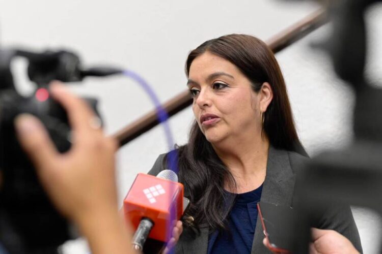 Presenta diputada Tere Herrera solicitud para reactivar buzón naranja en el Congreso