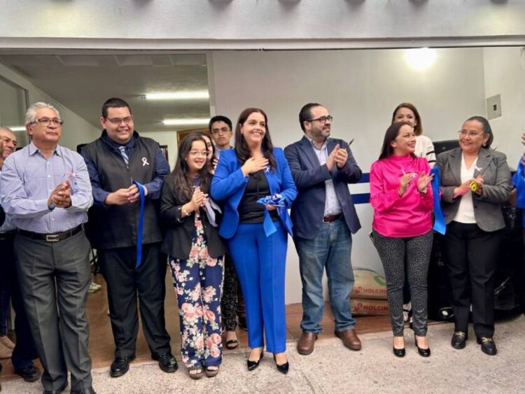 Inaugura diputada Tere Herrera Oficina Enlace en Ciudad Hidalgo