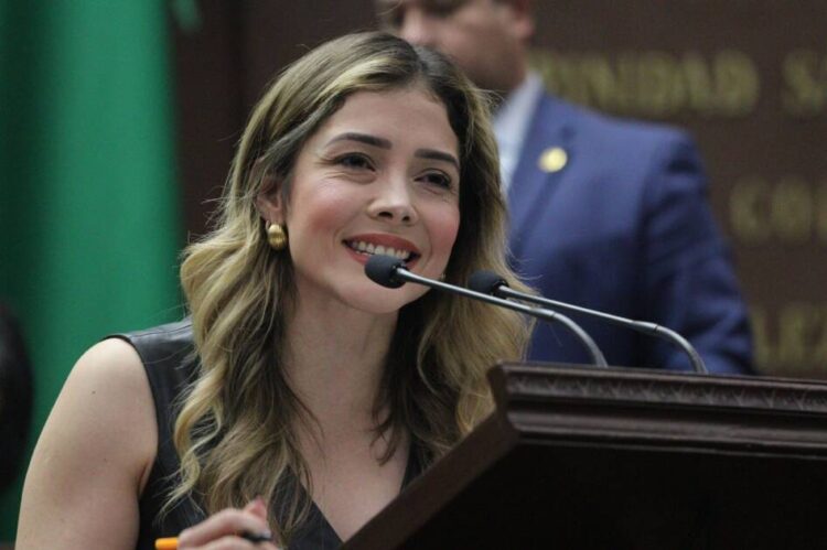 Se pronuncia la Diputada Brissa Arroyo que sea mujer la gobernadora para el 2027
