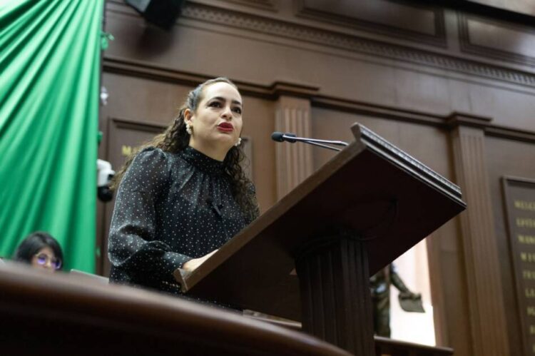 Urge diputada Sandra Arreola a formalizar acciones contra el matrimonio infantil en Michoacán