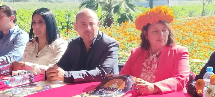 Apoyo a la Educación, Cultura y Turismo en la Feria de la Flor de Tarímaro