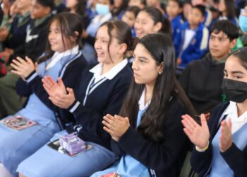 Hoy lunes inicia registro para becas Rita Cetina; conoce los requisitos