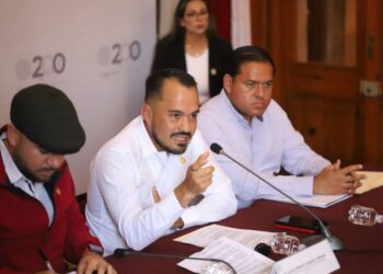Diputado Hugo Rangel impulsa reforma fiscal a favor de la industria del mezcal michoacano