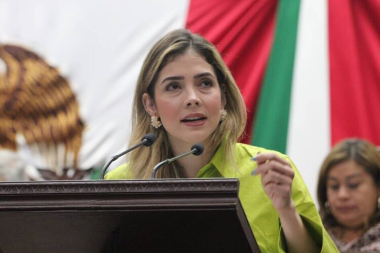 Propone Brissa Arroyo mayor vinculación del Congreso local con ciudadanía