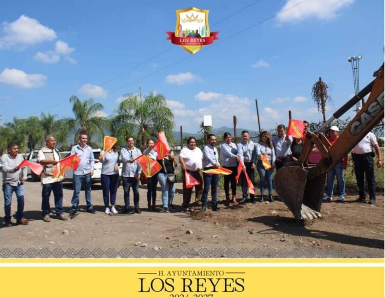 Inician trabajos de pavimentación en acceso al Recinto Ferial de Los Reyes