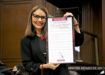 Se compromete Nalleli Pedraza con decálogo de Morena