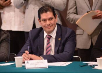 Destaca Ernesto Núñez elevar a rango constitucional la prohibición del maltrato a los animales