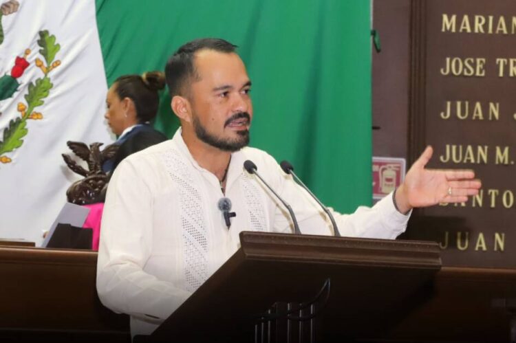 Impulsa Hugo Rangel reforma para garantizar competitividad y preservación del mezcal michoacano