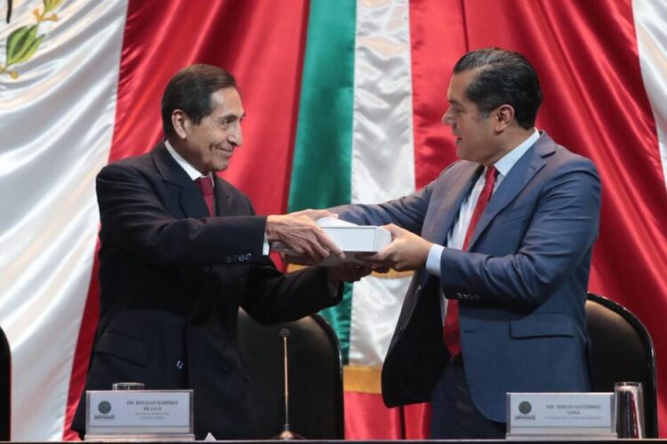 Presentan Paquete Económico 2025: destacan crecimiento, justicia social y finanzas públicas sanas