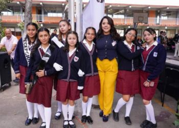 Xóchitl Ruiz refrenda compromiso de apoyar al fortalecimiento del sector educativo