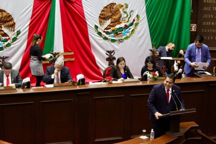 Avanza en Congreso local proceso de reforma constitucional para la UMSNH