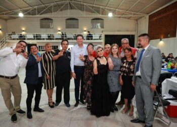 Celebra Alfonso Martínez 37 aniversario de la Unión de Comerciantes Rogelio Guzmán A.C.