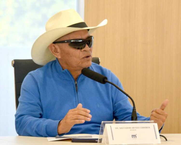 Propone regidor Salvador Arvizu iniciativa municipal para poner fin a caos vial en Morelia