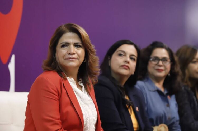 “Es tiempo de mujeres con una vida libre de violencia”, remarca Fabiola Alanís tras la instalación del Punto Naranja en el Congreso