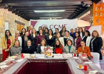 Consolida Fabiola Alanís lazos con empresarias michoacanas