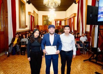 Reyes Galindo impulsa la formación legislativa de jóvenes en el “Taller Nicolaita Legislativo”