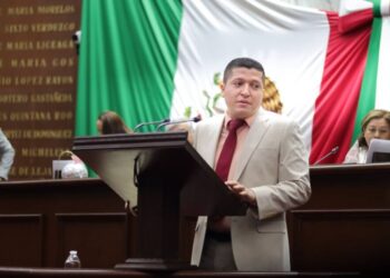 Demanda Vicente Gómez reconocer la labor de las parteras tradicionales en la Ley de Salud